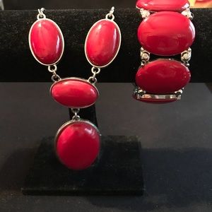 Chunky necklace and bracelet